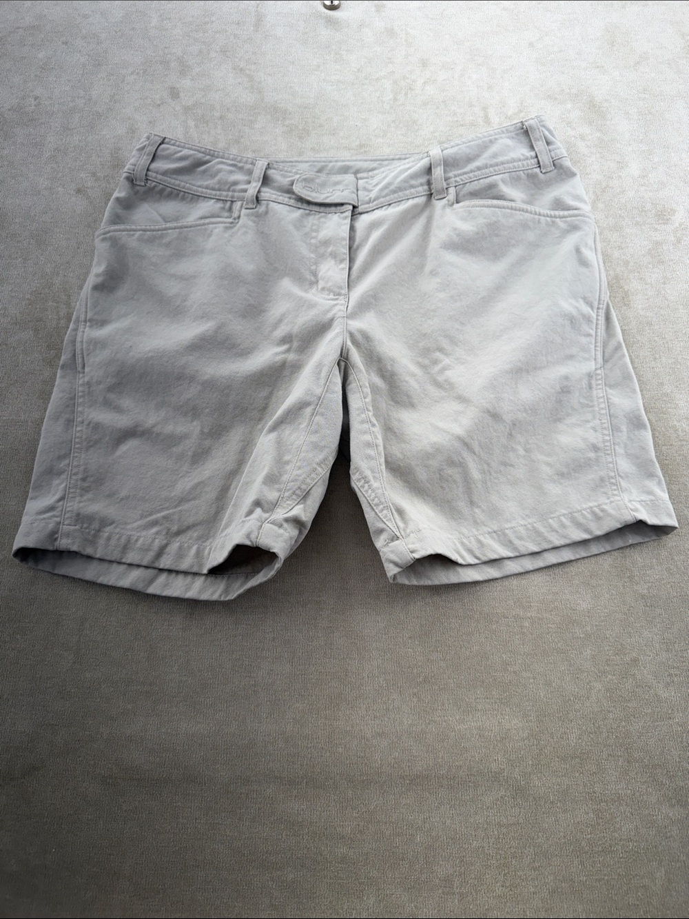 Women’s Casual Cargo Shorts — Light Gray